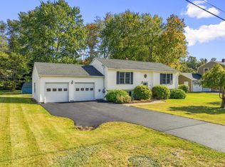 49 Buttonwood Road, South Berwick, ME 03908
