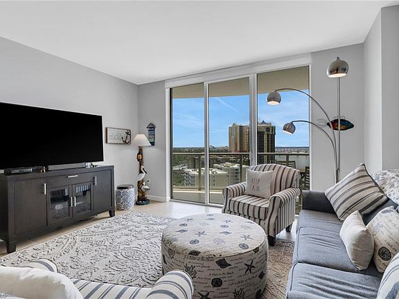2nd image of 3000 Oasis Grand BLVD #1404