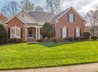 9030 Cambridge Green Dr, Charlotte, NC 28277