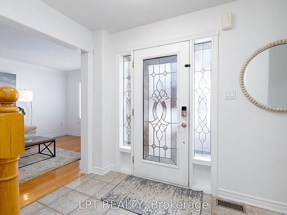 4th image of 36 Ivygreen Rd