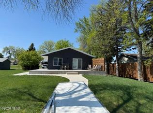 1340 Lynwood Dr, Watertown, SD 57201