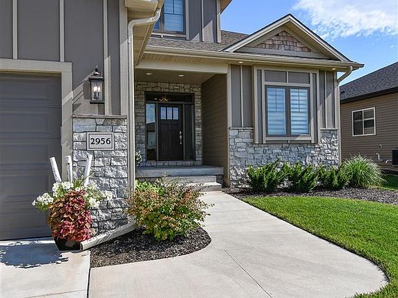 5th image of 2956 Valley Stream Dr