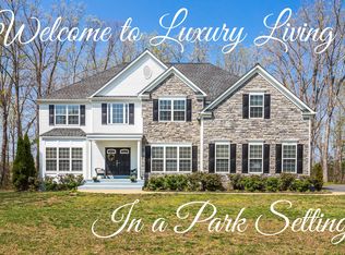 1020 Holly Corner Rd, Fredericksburg, VA 22406