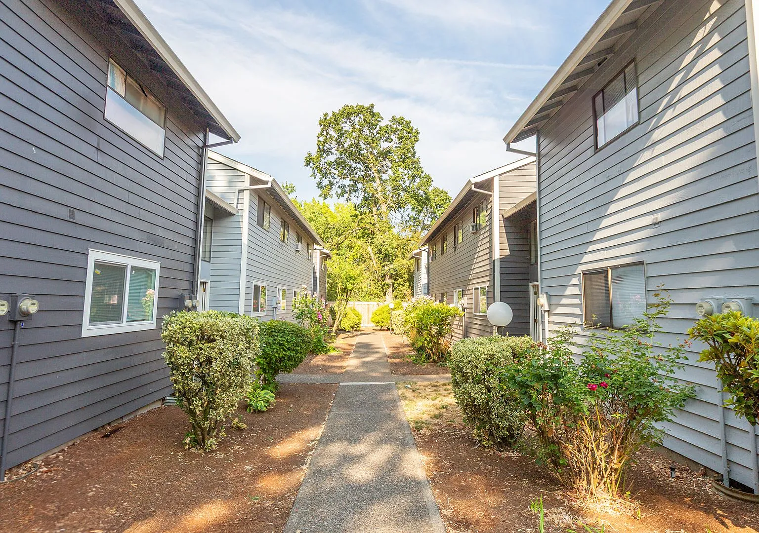Cedars West Apartments — Photo 3