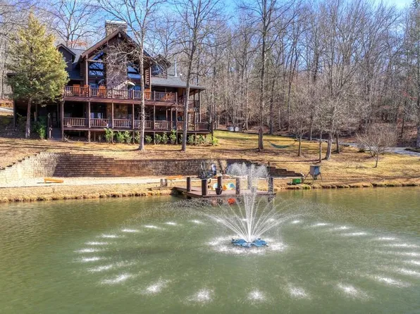 505 Old Salem Rd, Mineral Bluff, GA 30559