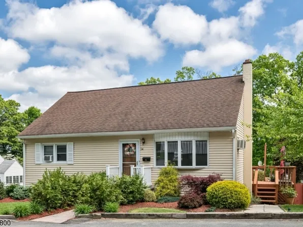 34 Lotz Ave, North Haledon Boro, NJ 07508