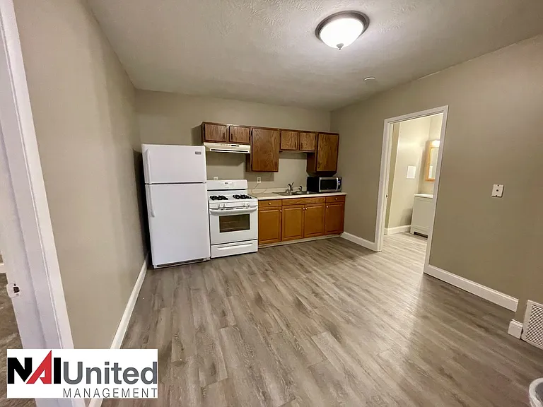 1601 S Alice St — Photo 6