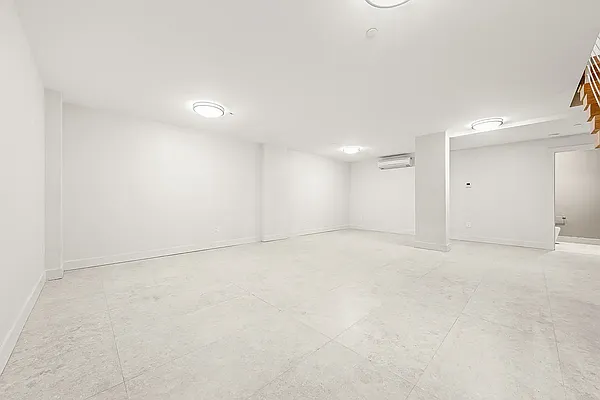 Living room, photo 6