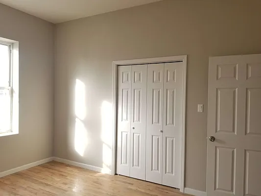 Rented by Paragon Real Estate Corporation | media 7