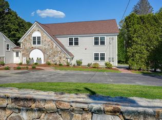109 Hayden Rowe St #B, Hopkinton, MA 01748