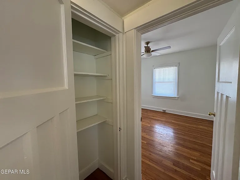 1606 Hawthorne St — Photo 10