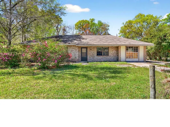 706 Burley St, Picayune, MS 39466