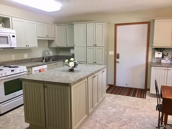 4th image of 1783 Primrose Ln