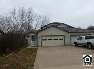 1365 N Harvey Dr, Olathe, KS 66061