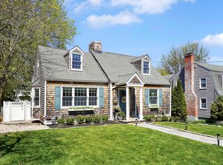 22 Thomson Rd, West Hartford, CT 06107