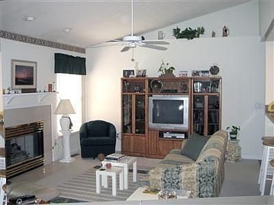5th image of 735 Jeannie Way