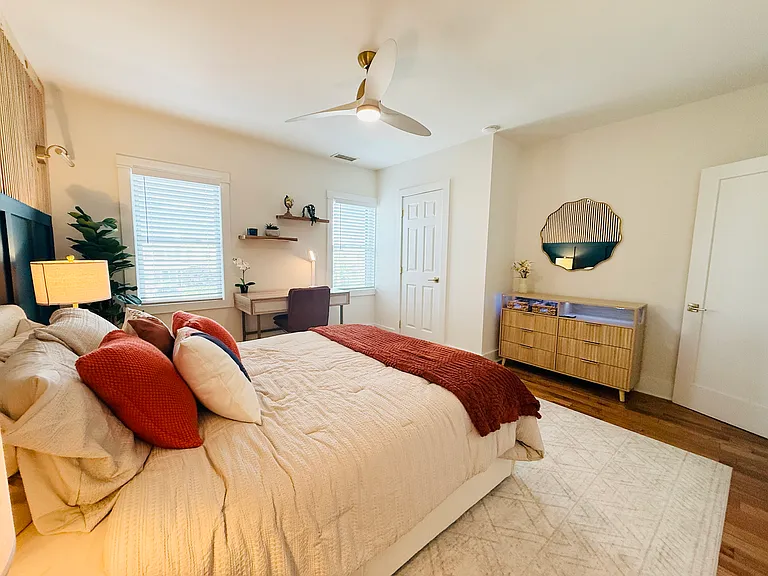 2504 E York St #2 — Photo 24