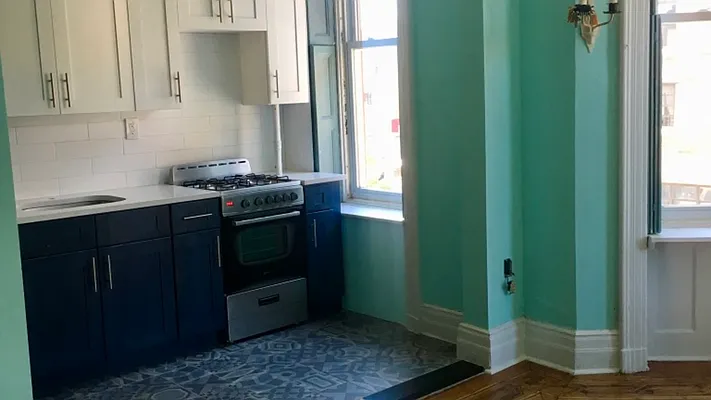 Rented by Nooklyn NYC LLC | media 19