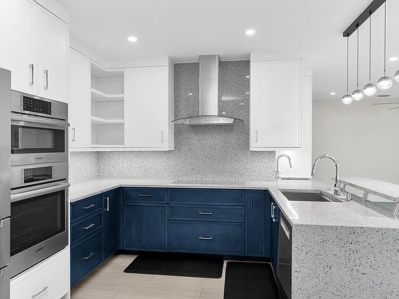 4th image of 291 S Collier Blvd Penthouse 606
