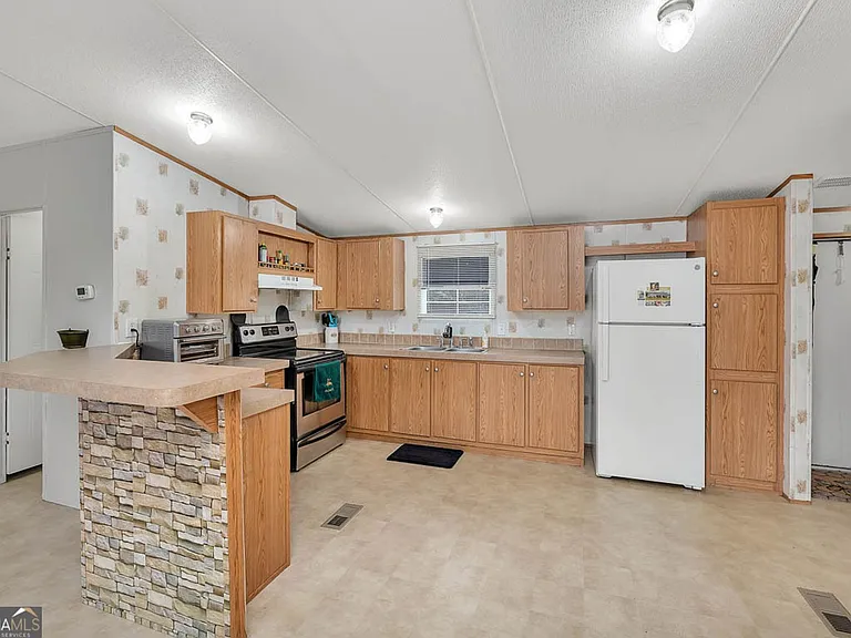 1093 Timber Landing Rd — Photo 9