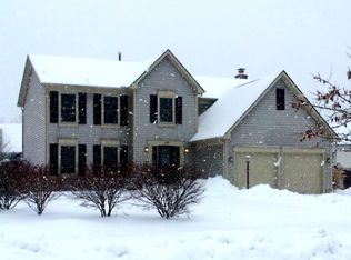 355 Timber Ridge Dr, Pickerington, OH 43147