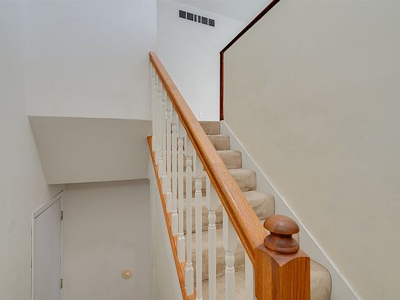 5th image of 3 Carraway Ct