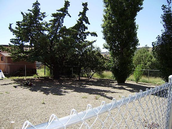 3rd image of 1160 N Opal Dr