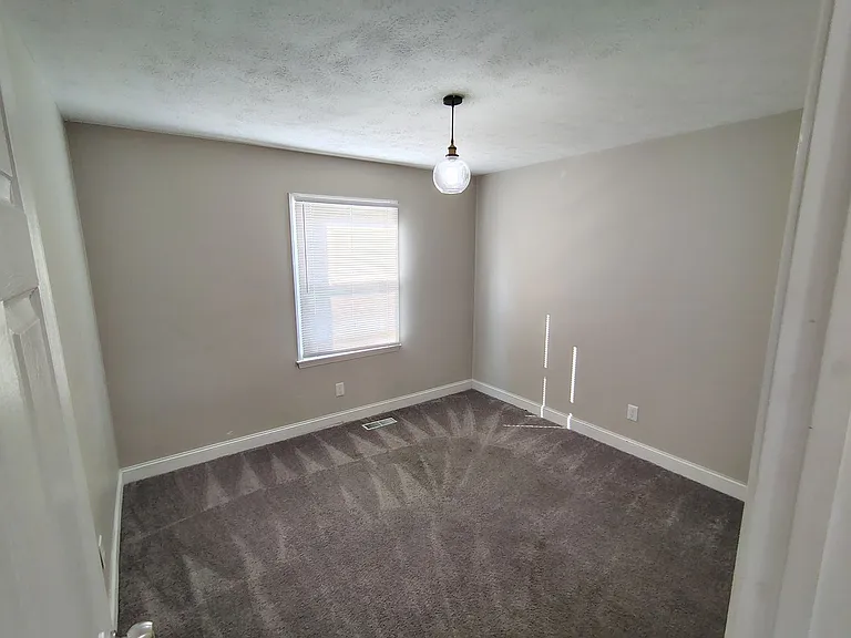 515 Farmview Dr — Photo 14