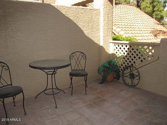4th image of 1001 N Pasadena St Unit 15