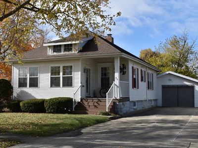 46 N Adams St, El Paso, IL, 61738