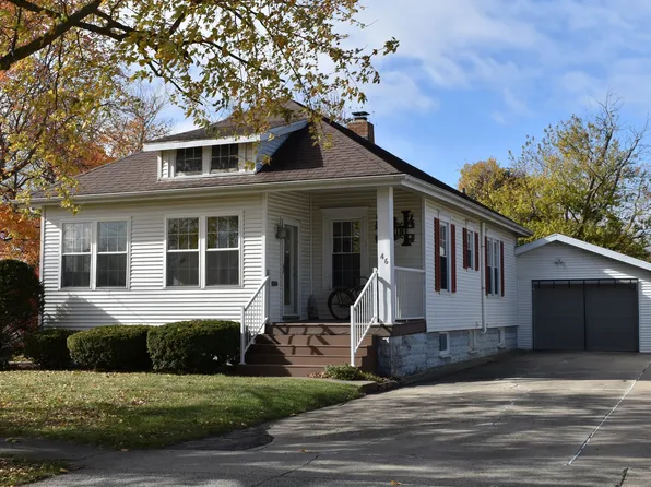 46 N Adams St, El Paso, IL 61738