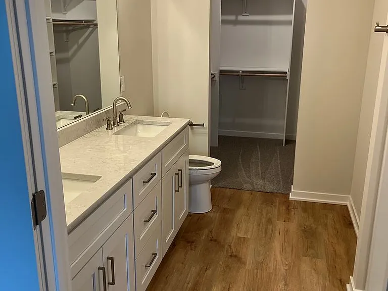 12354 Edgewater Dr — Photo 18