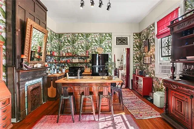 1 bed, 1.0 bath, 630 sqft, $1,600 — Photo 4