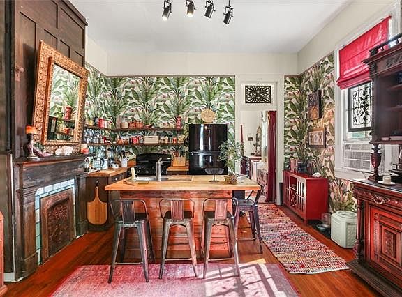 4th image of 2025 Harmony St
