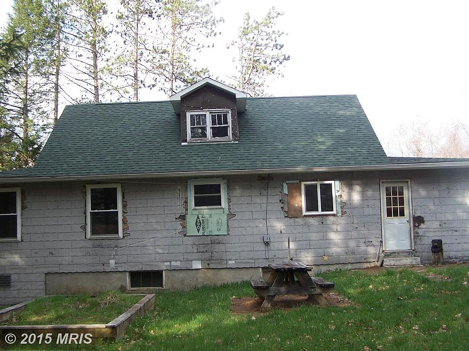 Exterior (Front)