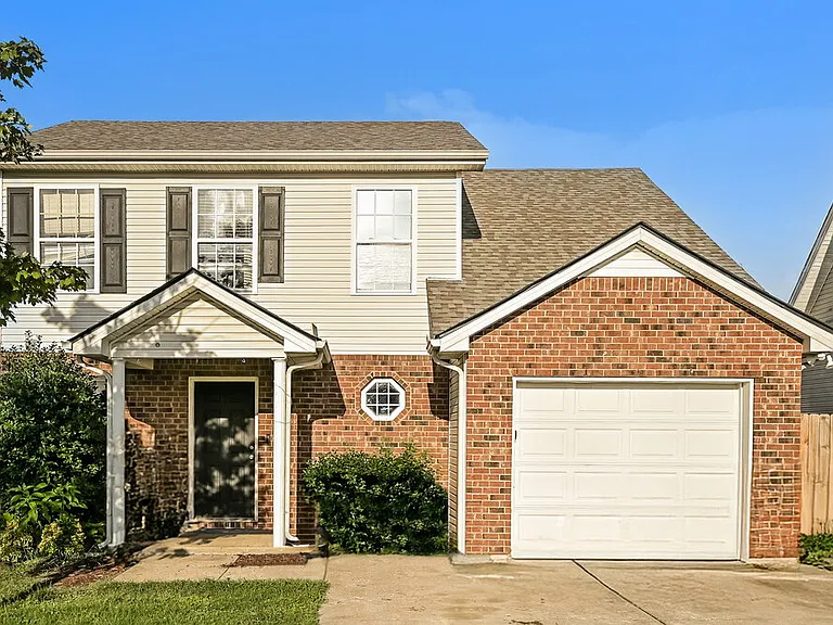 927 Tom Hailey Blvd — Photo 1