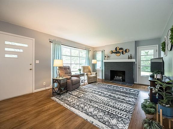 2nd image of 100 Blair Ave