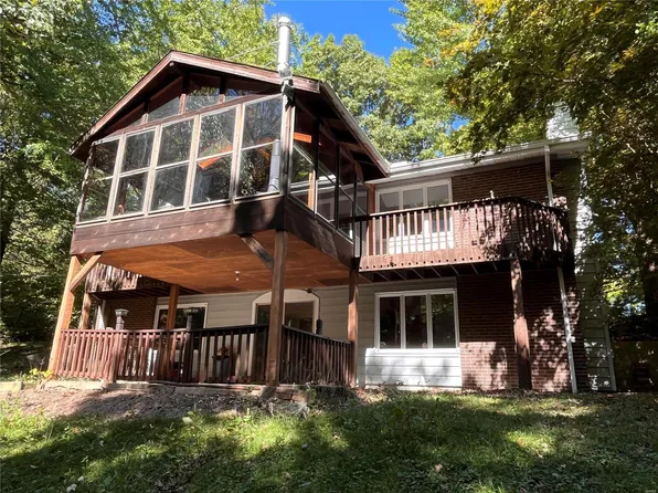 595 Carrico Rd, Florissant, MO 63034