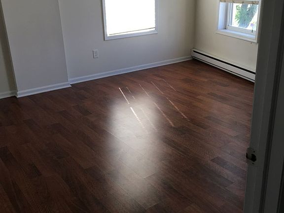 3rd image of 200 W Main St APT 1