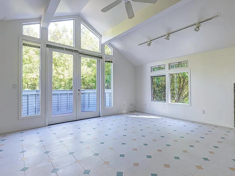 1207 Caribou Pl — Photo 1