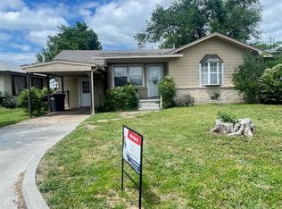 2209 NW Ozmun Ave, Lawton, OK 73505