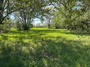 650 Lake Wildwood Dr, Varna, IL 61375