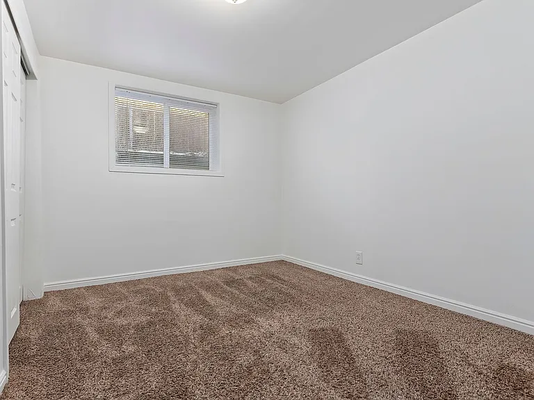 443 N Dorothea Way — Photo 21