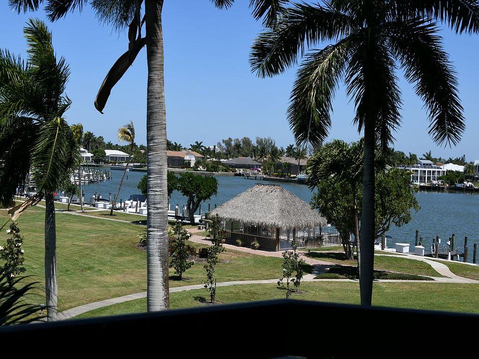 1st image of 651 Seaview Ct APT 301
