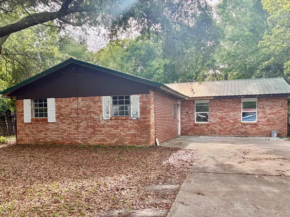 7601 Canton Dr, Biloxi, MS 39532