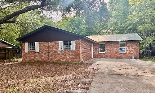 7601 Canton Dr Photo 1