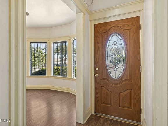 3rd image of 3627 Flower St