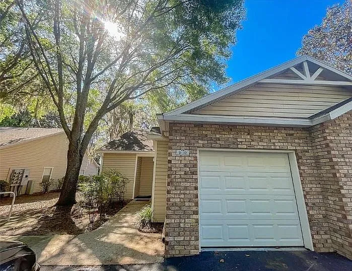 2 bed, 1134 sqft, $1,575 — Photo 2