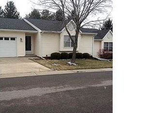 1383 Shire Ct, Howell, MI 48843