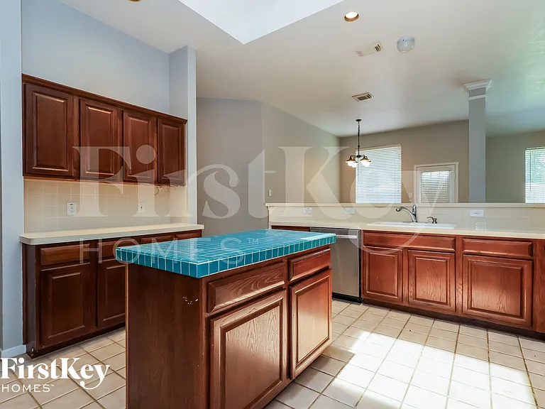 2115 Mercoal Dr — Photo 8